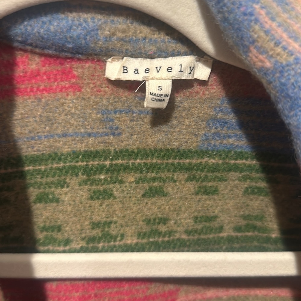 Multicolored Aztec print shacket S - Picture 4 of 5